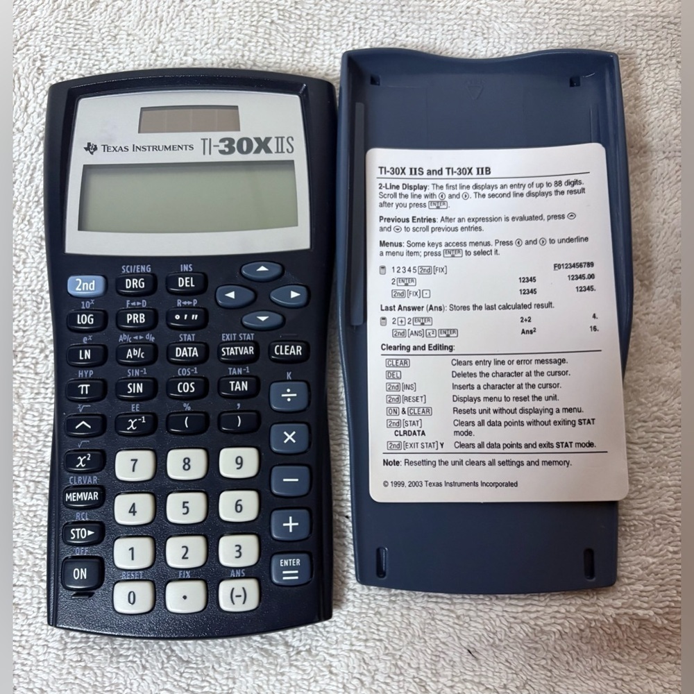 VINTAGE Texas Instruments TI-30X IIS Scientific Calculator Solar With Cover 1999